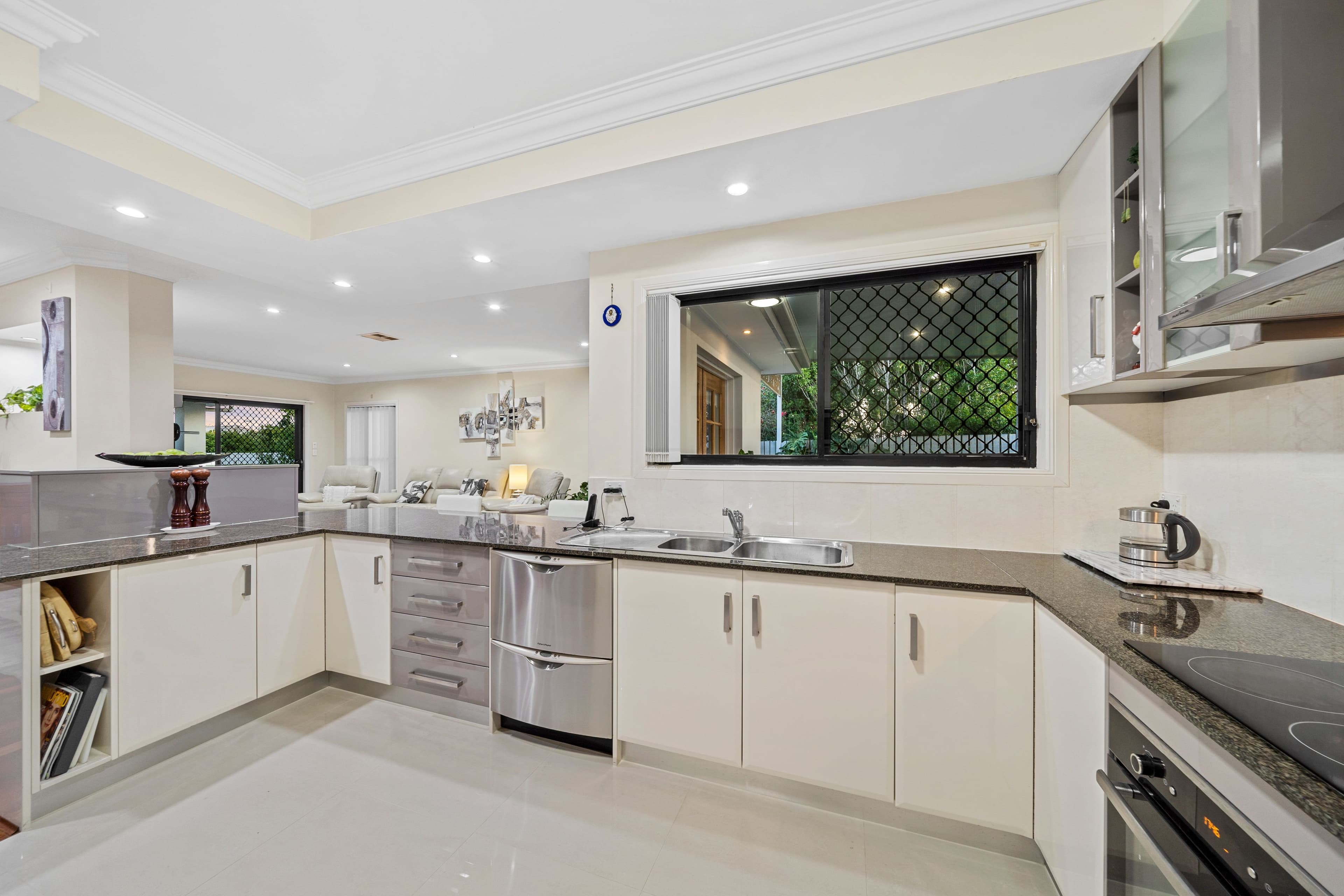 38 Lamberth Road, Regents Park QLD 4118, Regents Park - Thumbnail 8