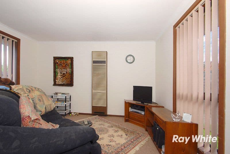 19 Lyall Street, CRANBOURNE VIC 3977, Cranbourne - Thumbnail 4