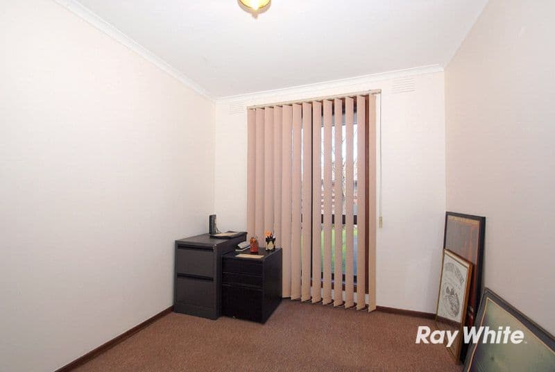 19 Lyall Street, CRANBOURNE VIC 3977, Cranbourne - Thumbnail 7