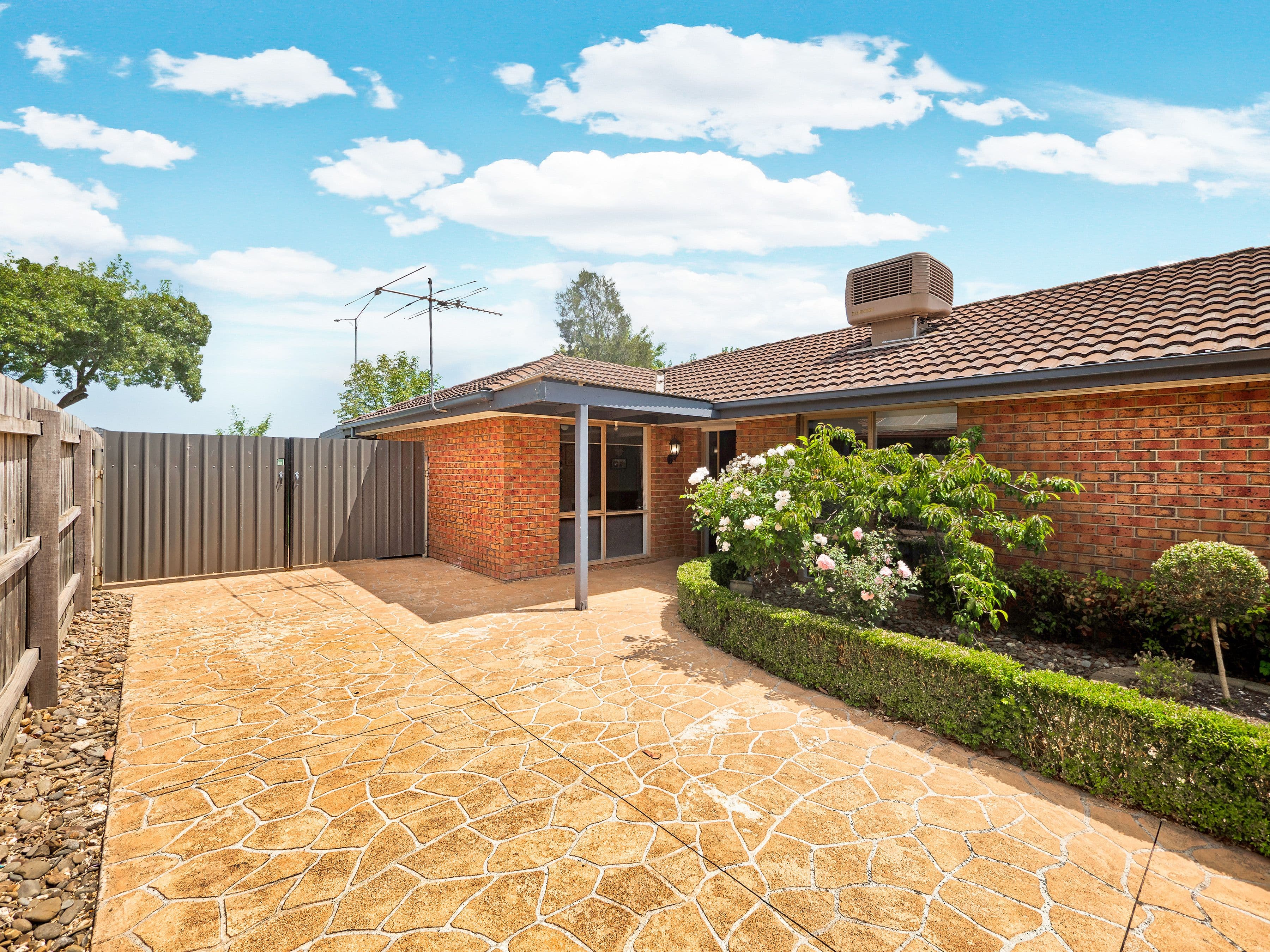 11 Caroline Crescent, Cranbourne West VIC 3977, Cranbourne West - Image 1