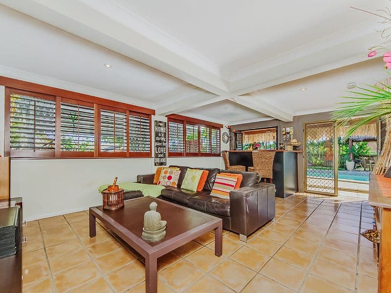 94 Heeb Street, BENOWA QLD 4217, Benowa - Thumbnail 6
