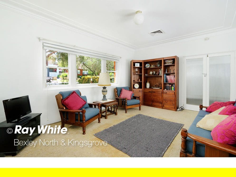 3 Monaro Avenue, Kingsgrove - Thumbnail 2