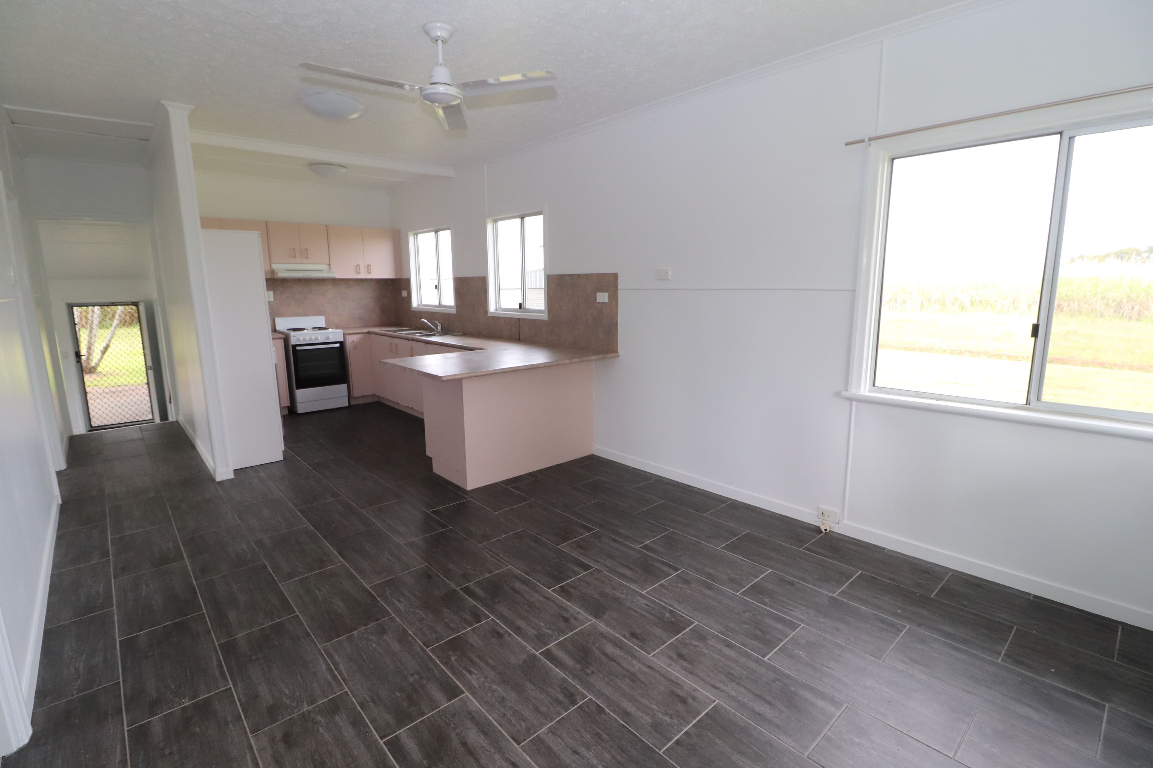 106 Lucinda Road, Halifax QLD 4850, Halifax - Thumbnail 2