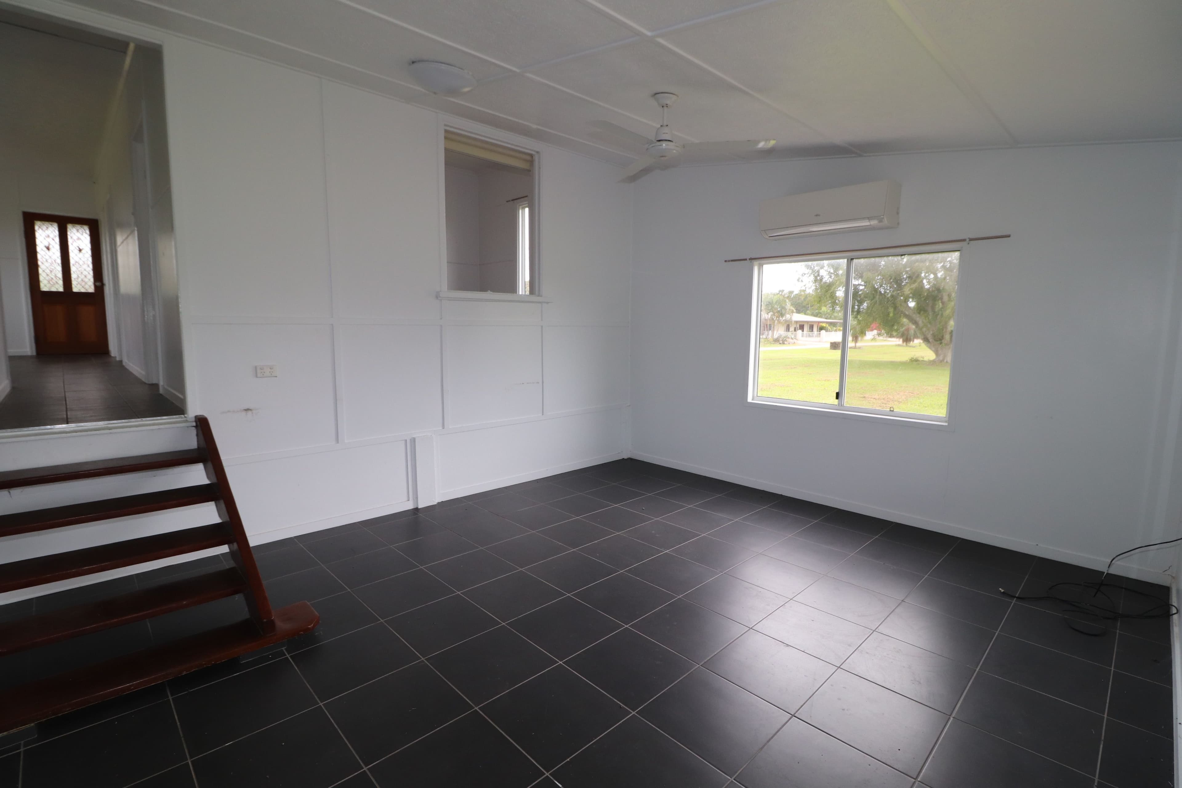 106 Lucinda Road, Halifax QLD 4850, Halifax - Thumbnail 3