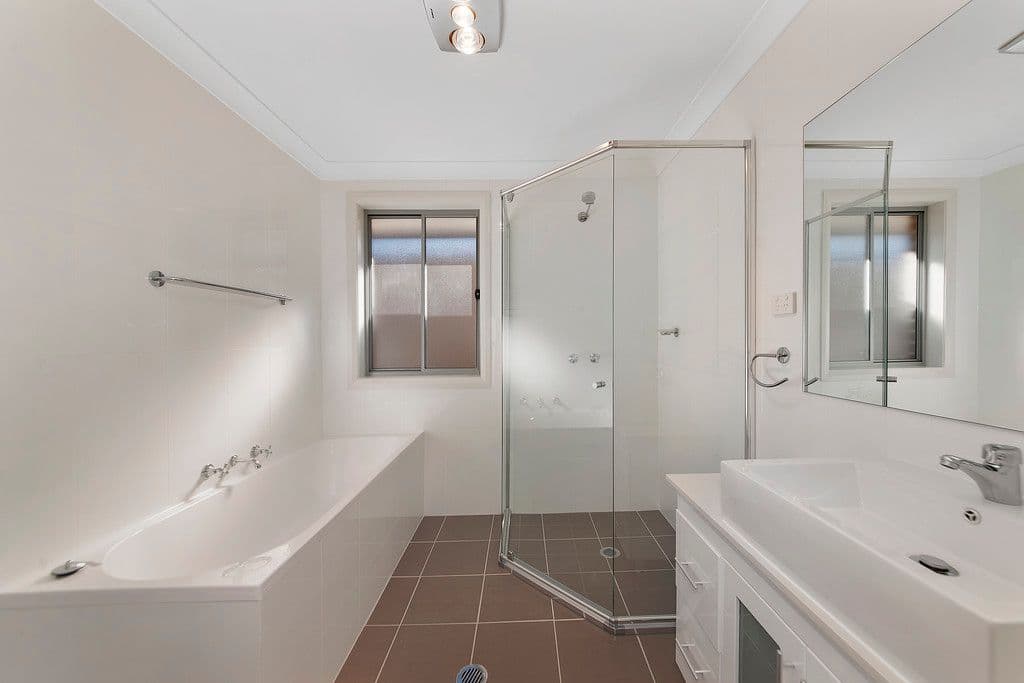 4A Vaucluse Place, GLEN ALPINE NSW 2560, Glen Alpine - Thumbnail 3