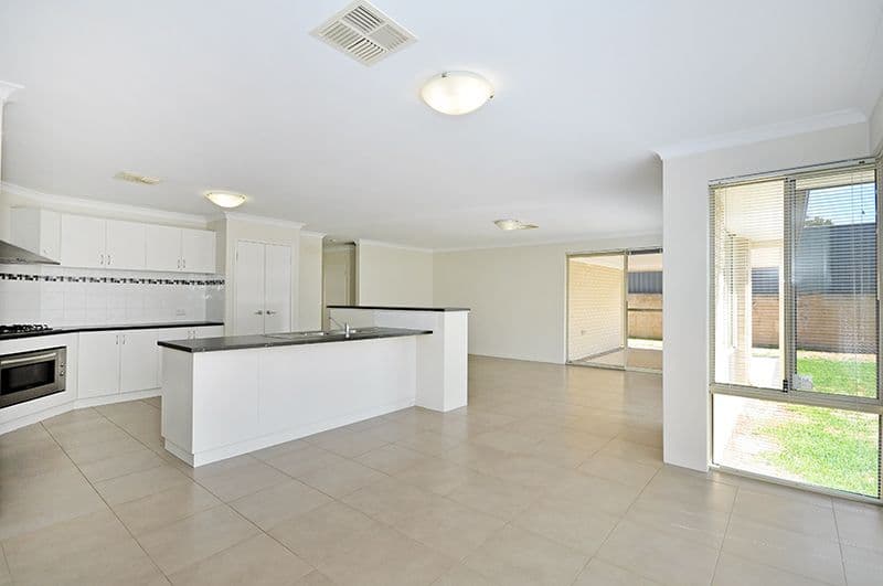 3 Barclay Way, Aveley WA 6069, Aveley - Thumbnail 2