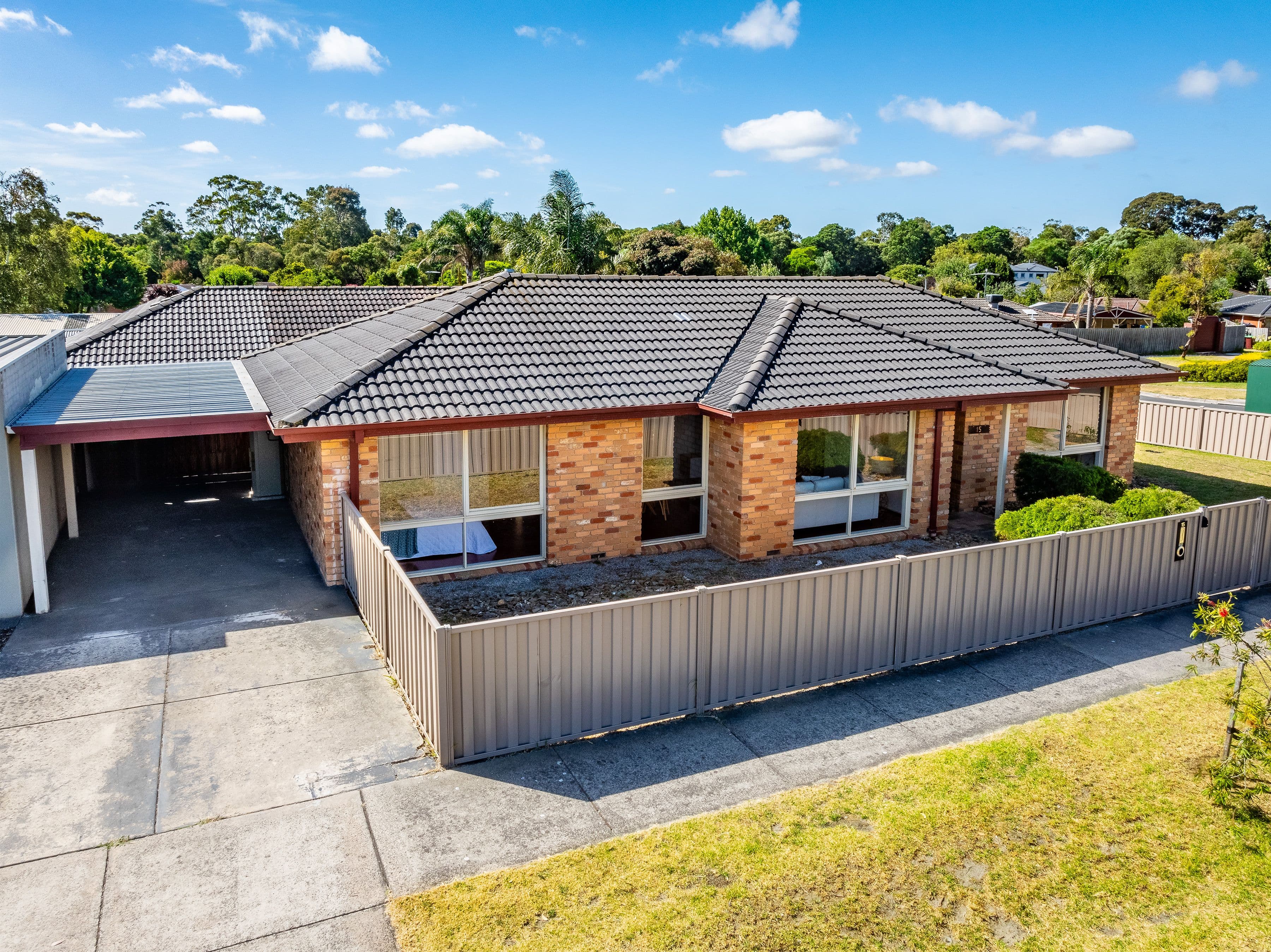 15 Hazelwood Avenue, Cranbourne North VIC 3977, Cranbourne North - Thumbnail 3