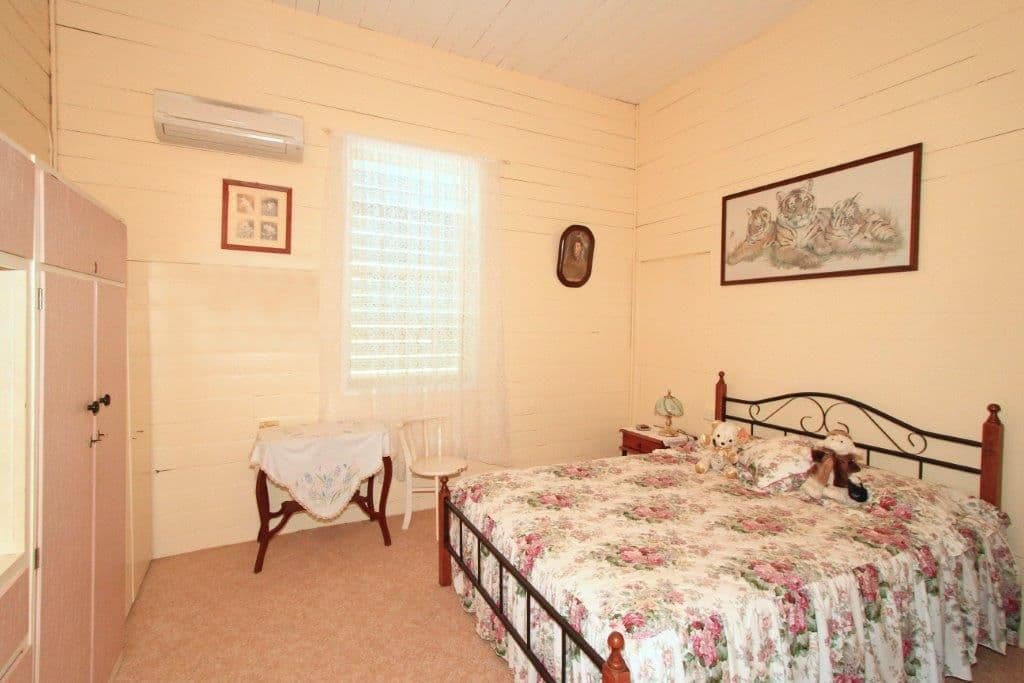 142 Talbot Street, BERSERKER QLD 4701, Berserker - Thumbnail 3