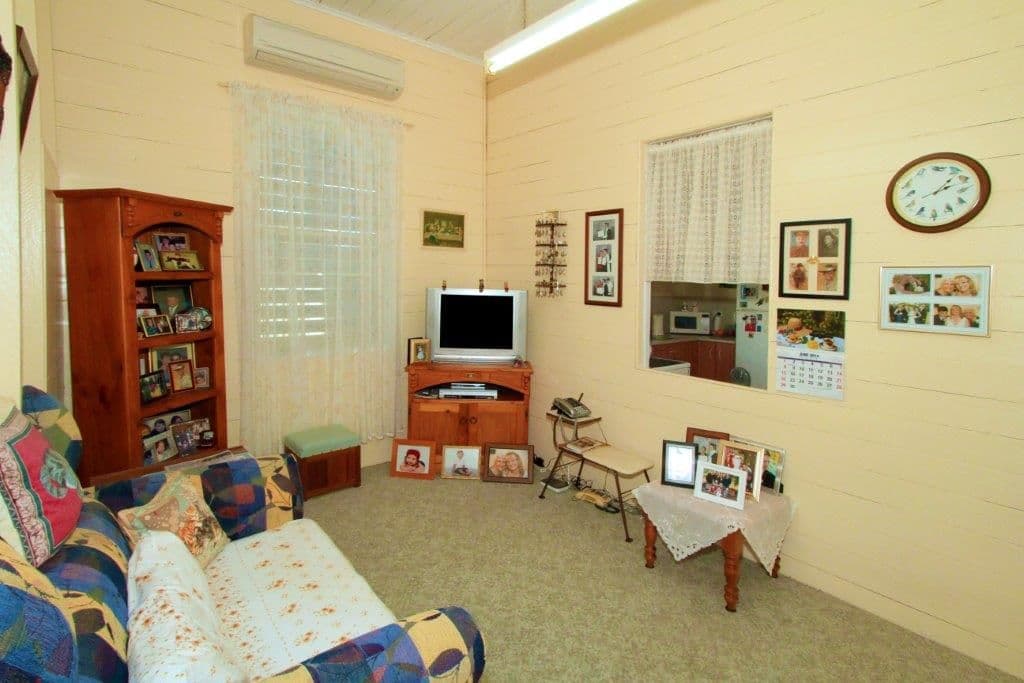 142 Talbot Street, BERSERKER QLD 4701, Berserker - Thumbnail 5