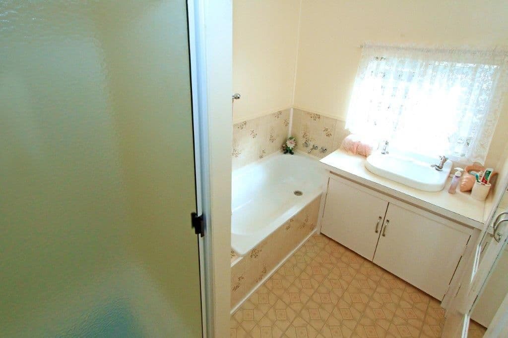 142 Talbot Street, BERSERKER QLD 4701, Berserker - Thumbnail 7