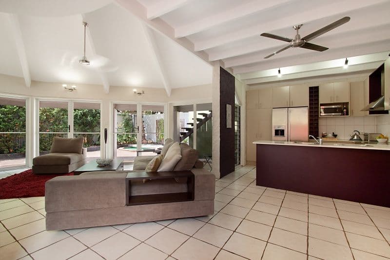 14 Hinkler Crescent, FANNIE BAY NT 0820, Fannie Bay - Thumbnail 2