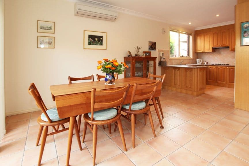 32 Wilson Road, GLEN WAVERLEY VIC 3150, Glen Waverley - Thumbnail 3