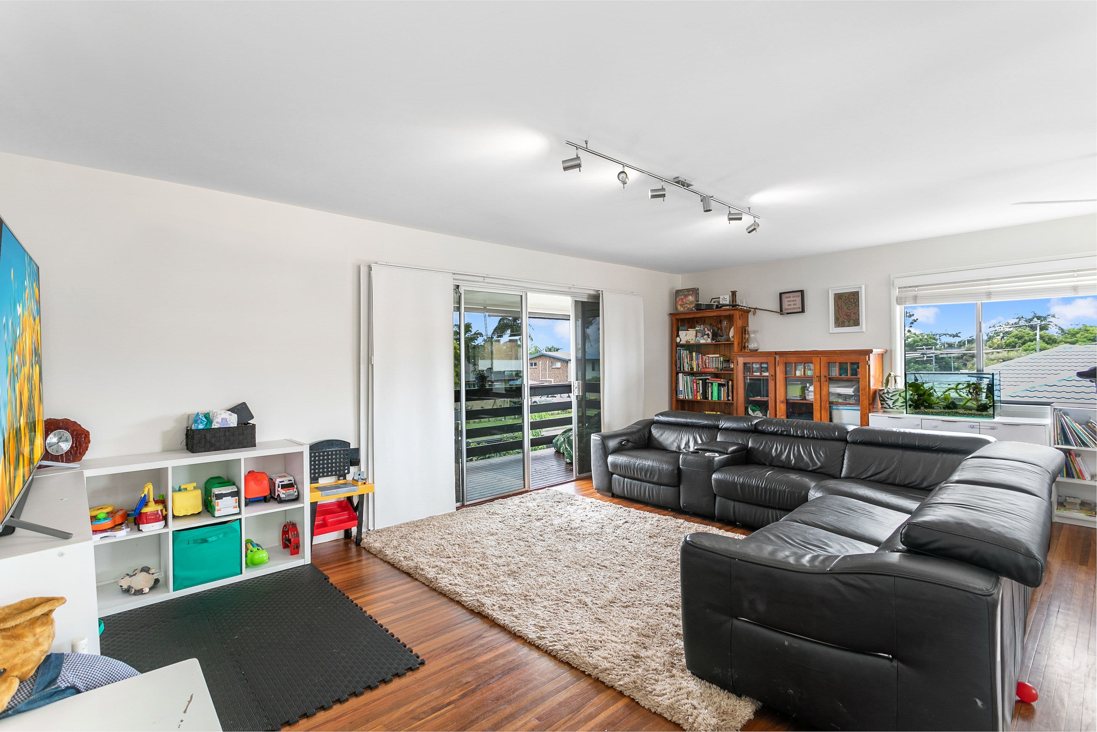 6 Pamphlett Place, Deception Bay QLD 4508, Deception Bay - Thumbnail 2
