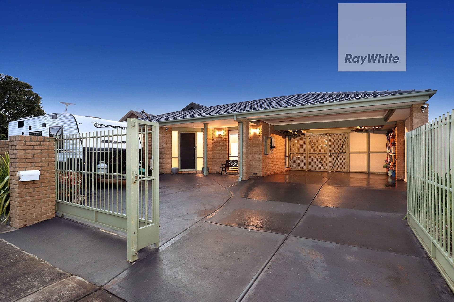 19 Forum Place, Tullamarine VIC 3043, Tullamarine - Thumbnail 3