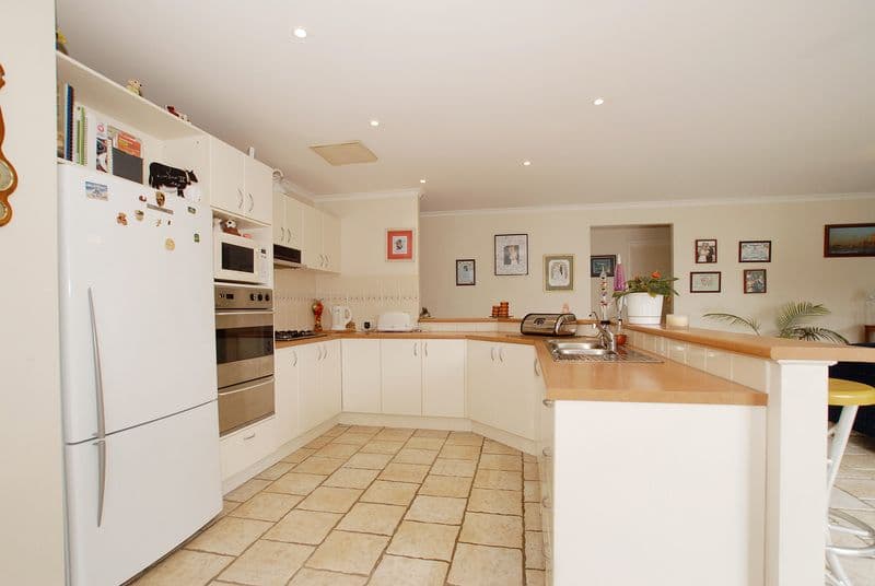 47 Heritage Drive, SKYE VIC 3977, Skye - Thumbnail 4