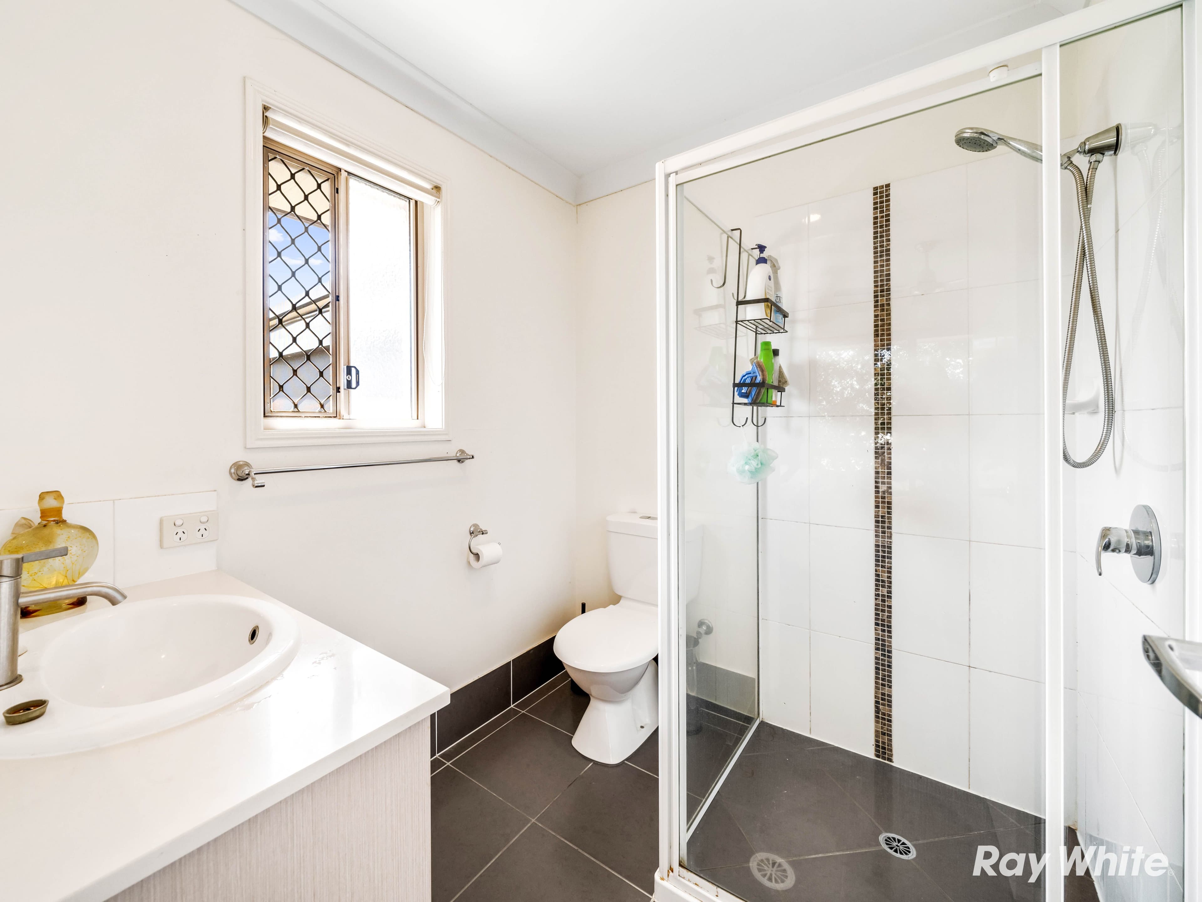 42 Pencarrow Crescent, Raceview QLD 4305, Raceview - Thumbnail 3