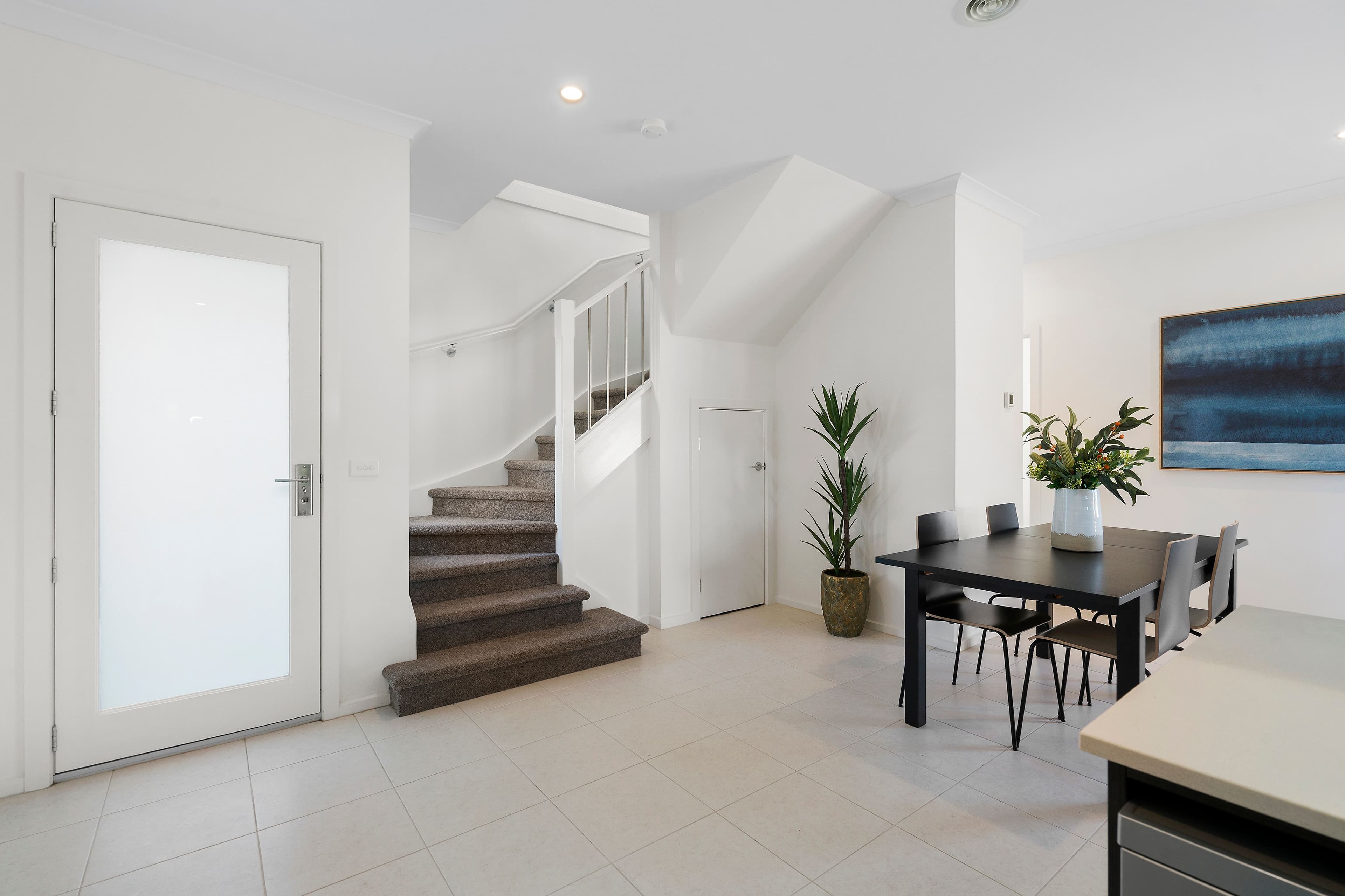 11 Lawrence Avenue, Aspendale VIC 3195, Aspendale - Thumbnail 2