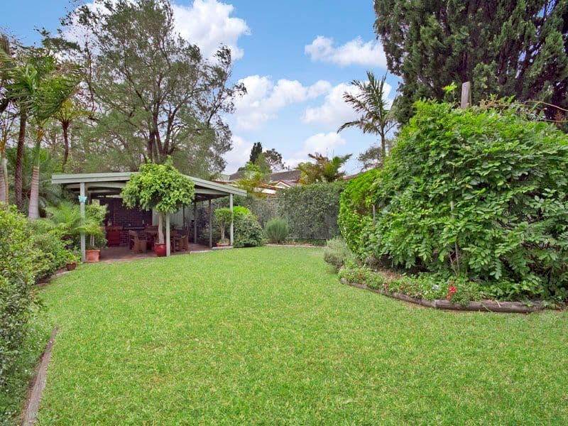 10 Browallia Crescent, LOFTUS NSW 2232, Loftus - Thumbnail 2