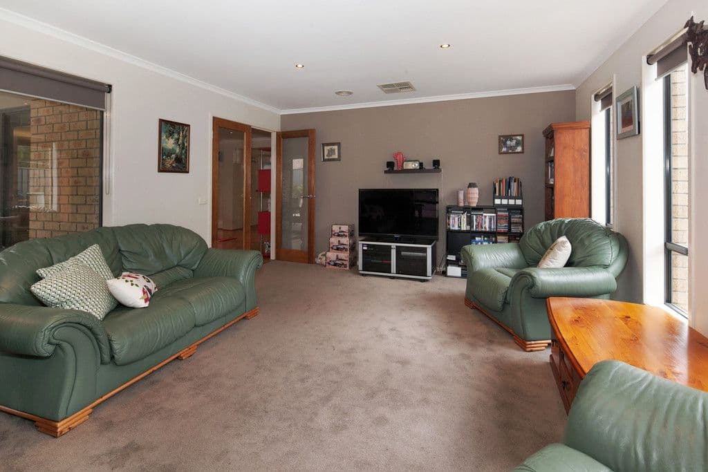 3 Mayfair Court, Mount Helen VIC 3350, Mount Helen - Thumbnail 7