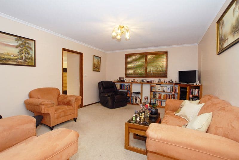 87  Albany Crescent, ASPENDALE VIC 3195, Aspendale - Thumbnail 2