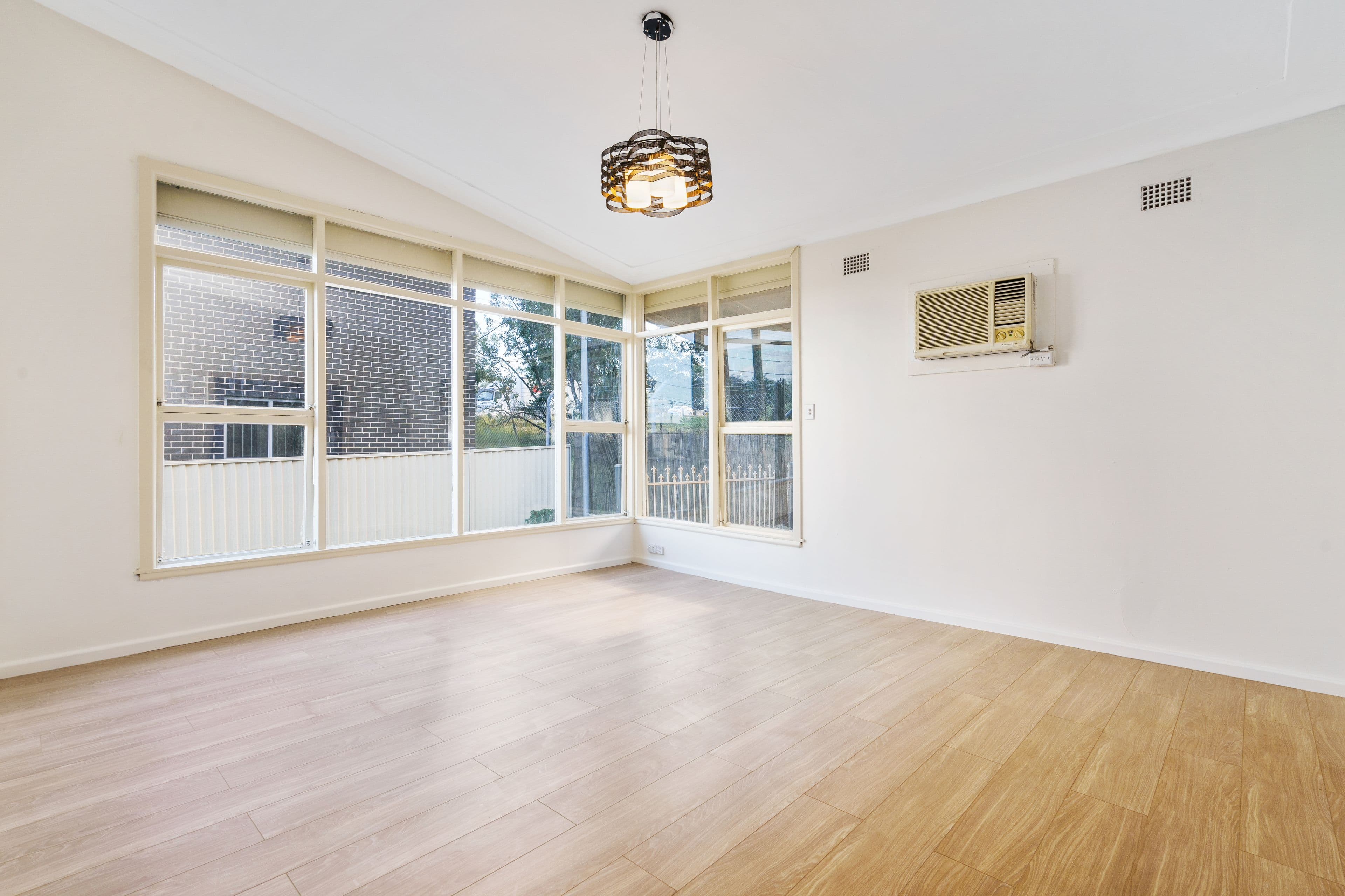 106 Betts Road, Woodpark NSW 2164, Woodpark - Thumbnail 2