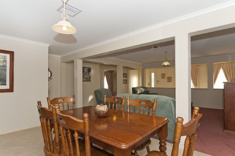 6 Christine Circuit, CRAIGMORE SA 5114, Craigmore - Thumbnail 3