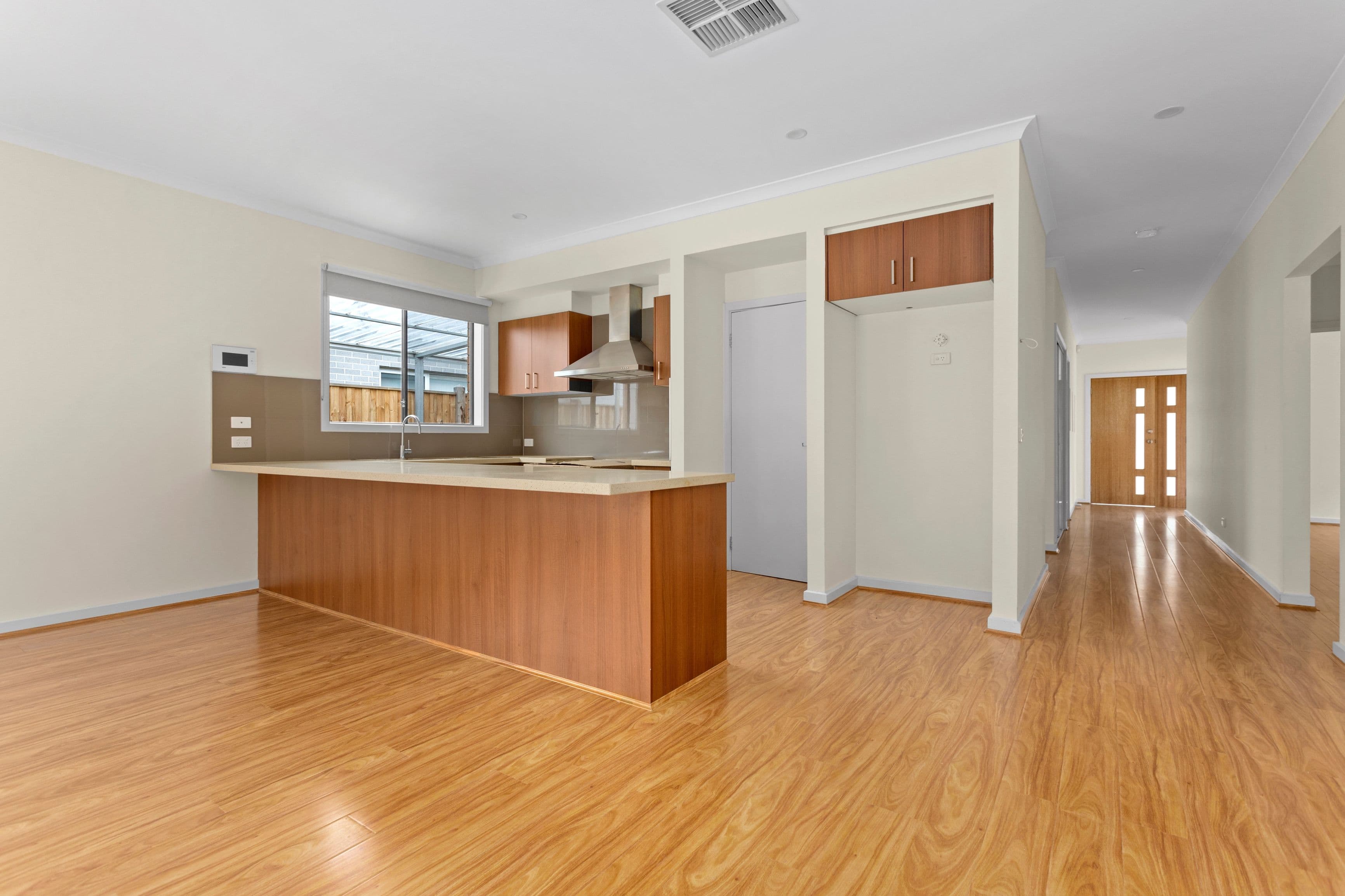 11 Chetwynd Grove, Wollert VIC 3750, Wollert - Thumbnail 2