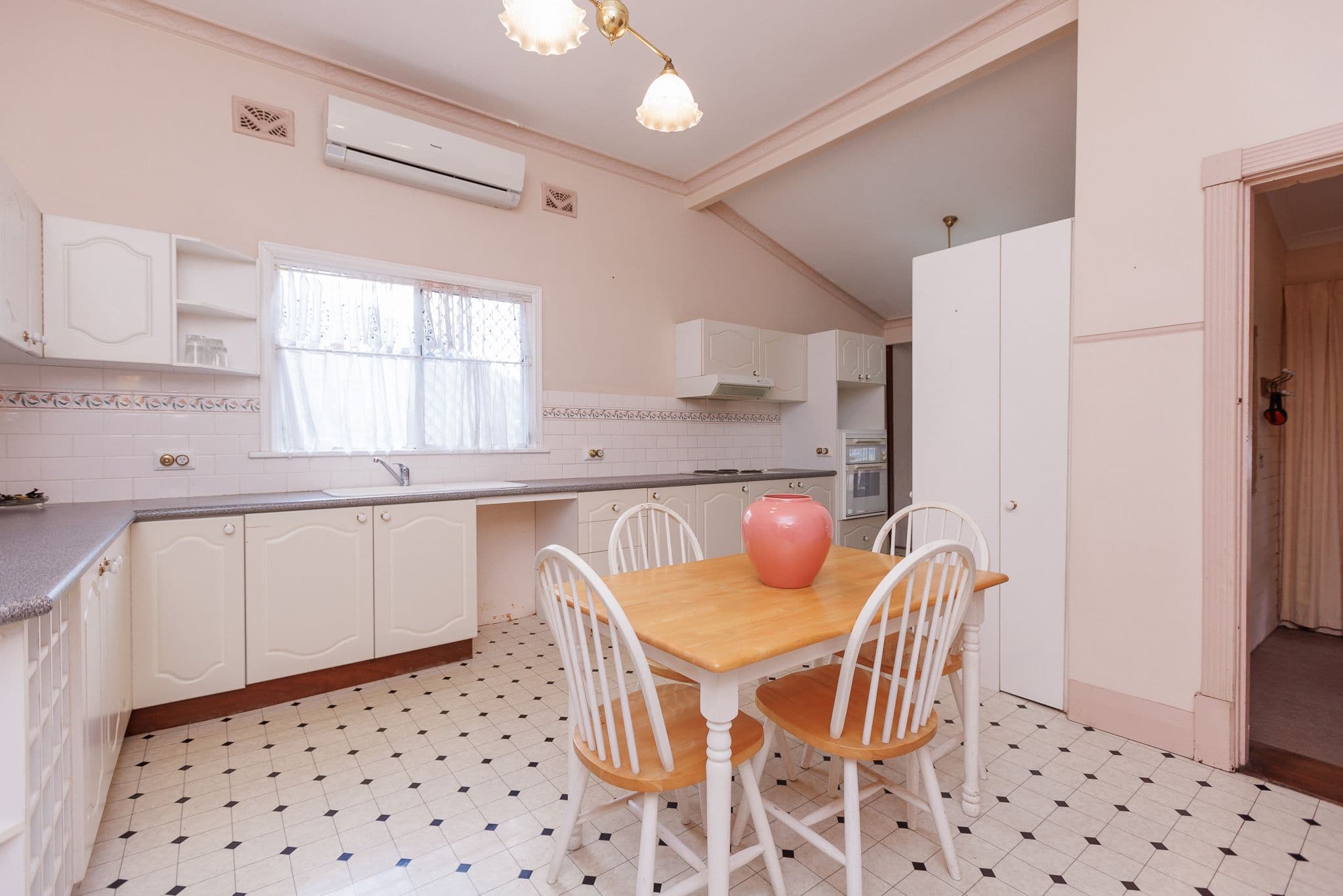 8 Leichardt Street, St James WA 6102, St James - Thumbnail 8