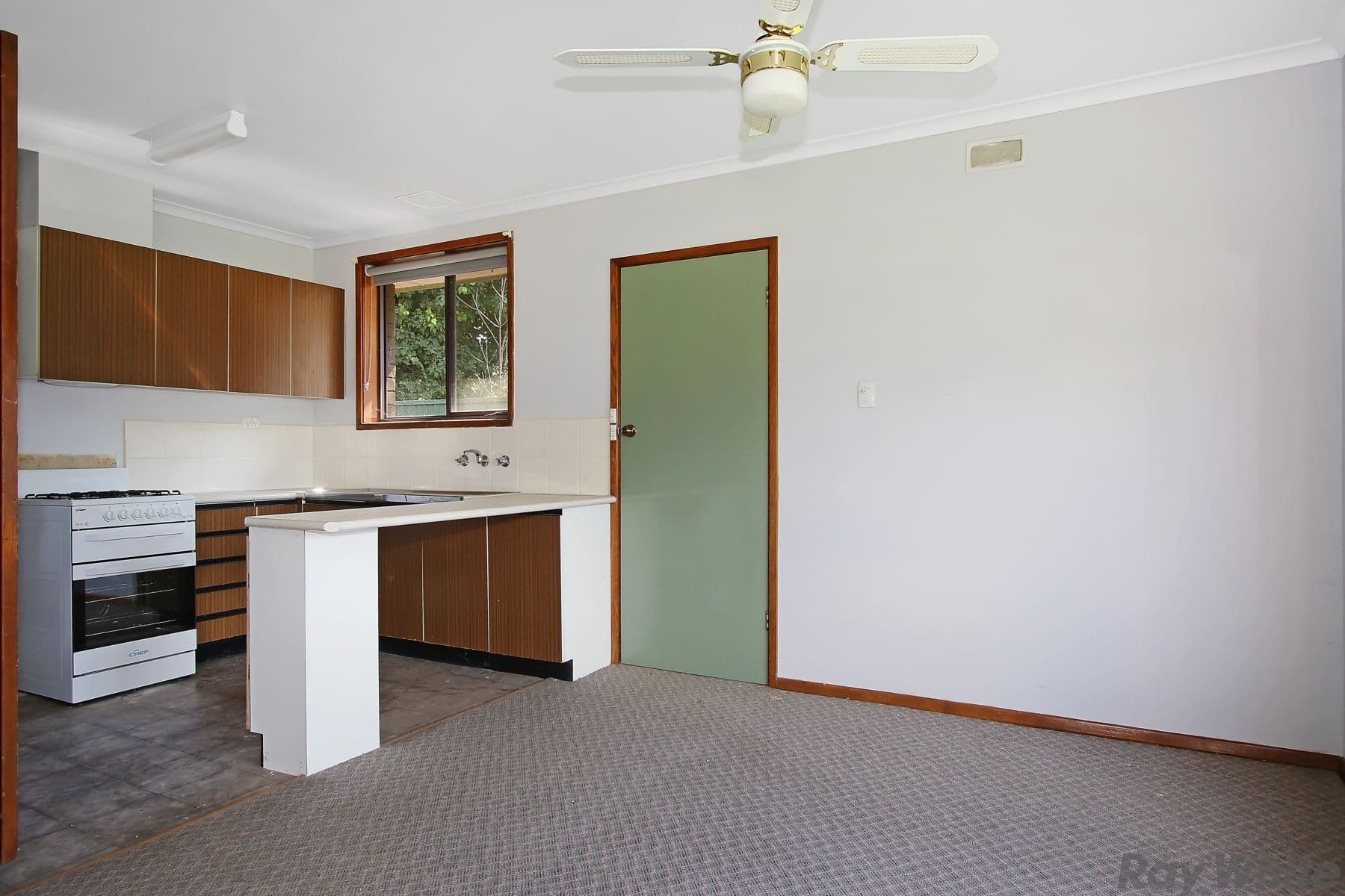 9 Hannah Street, Benalla VIC 3672, Benalla - Thumbnail 2