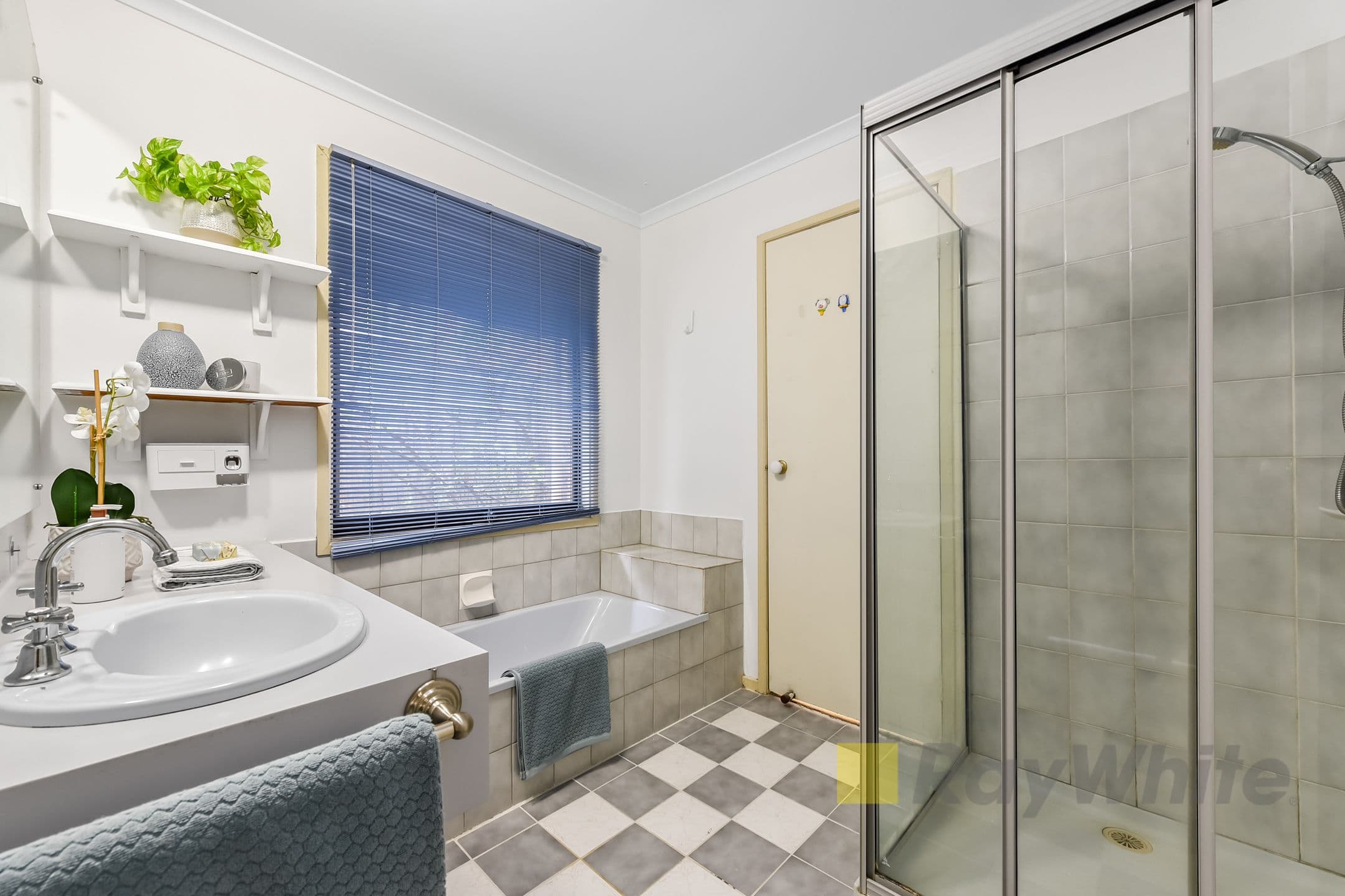 1 Saffron Drive, Hallam VIC 3803, Hallam - Thumbnail 8
