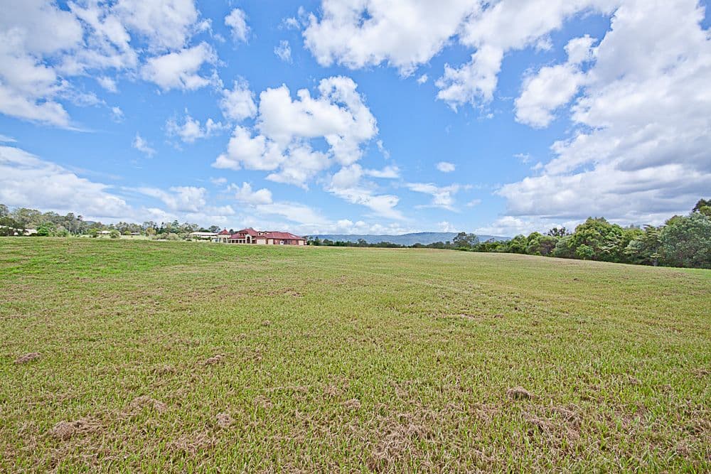 26 Warwick Lane, SAMFORD VALLEY QLD 4520, Samford Valley - Thumbnail 5