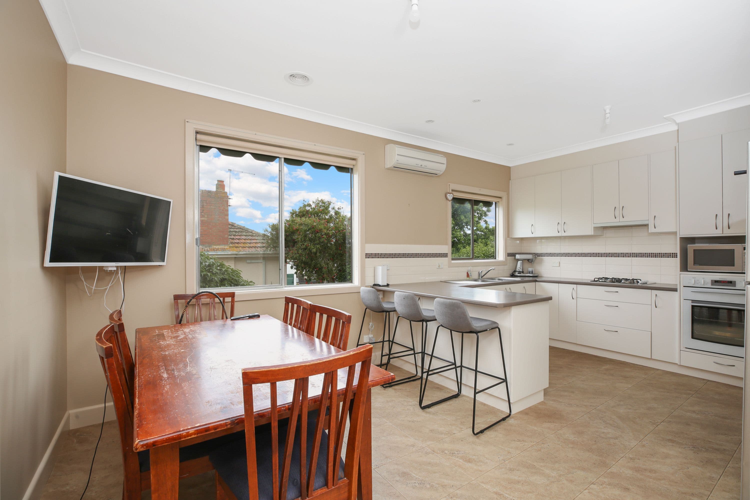 20 Barkly Street, Camperdown VIC 3260, Camperdown - Thumbnail 3