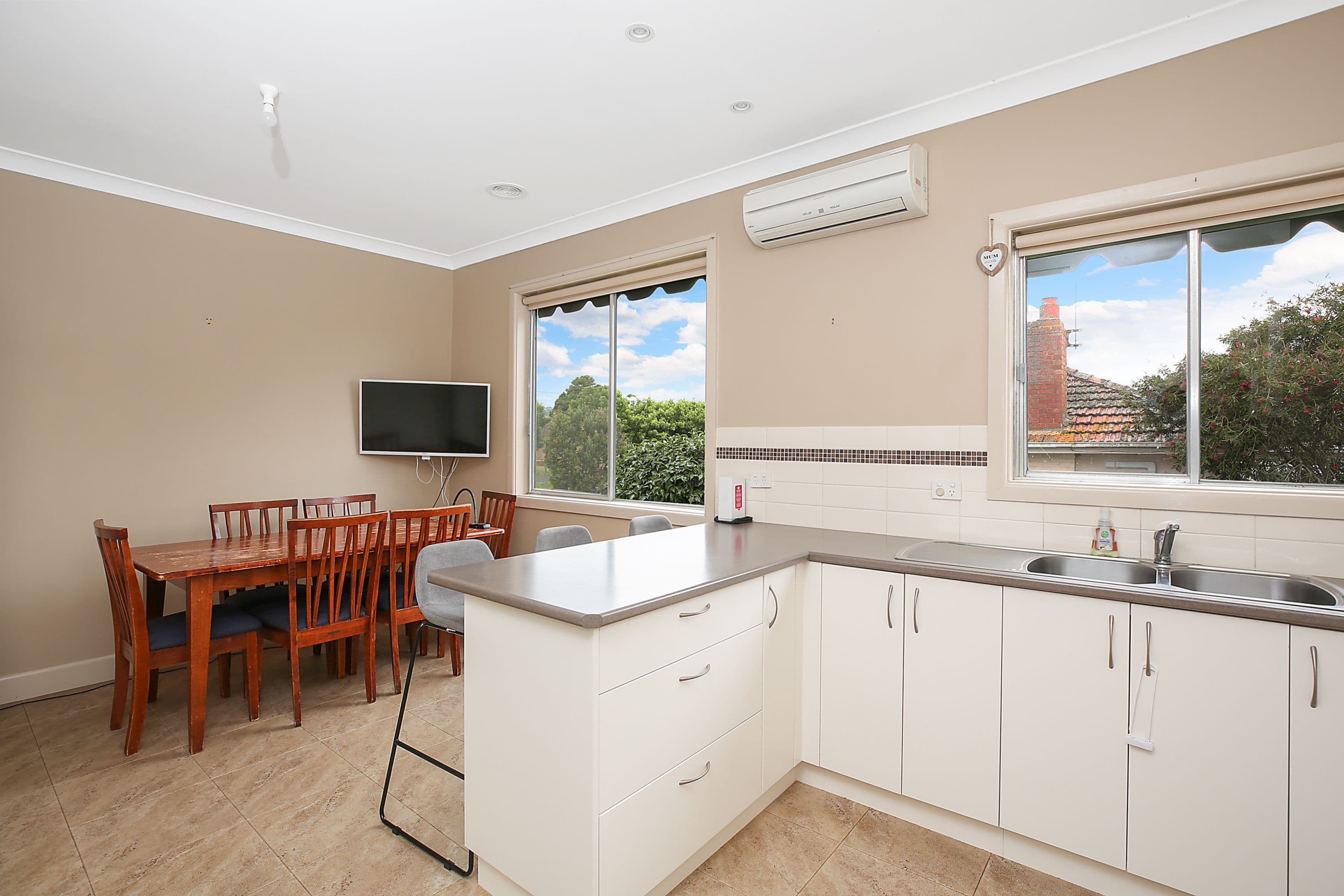 20 Barkly Street, Camperdown VIC 3260, Camperdown - Thumbnail 5