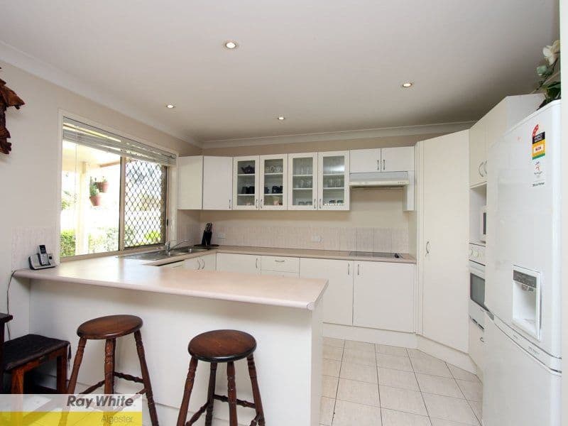 24 Tuberose Place, CALAMVALE QLD 4116, Calamvale - Thumbnail 4