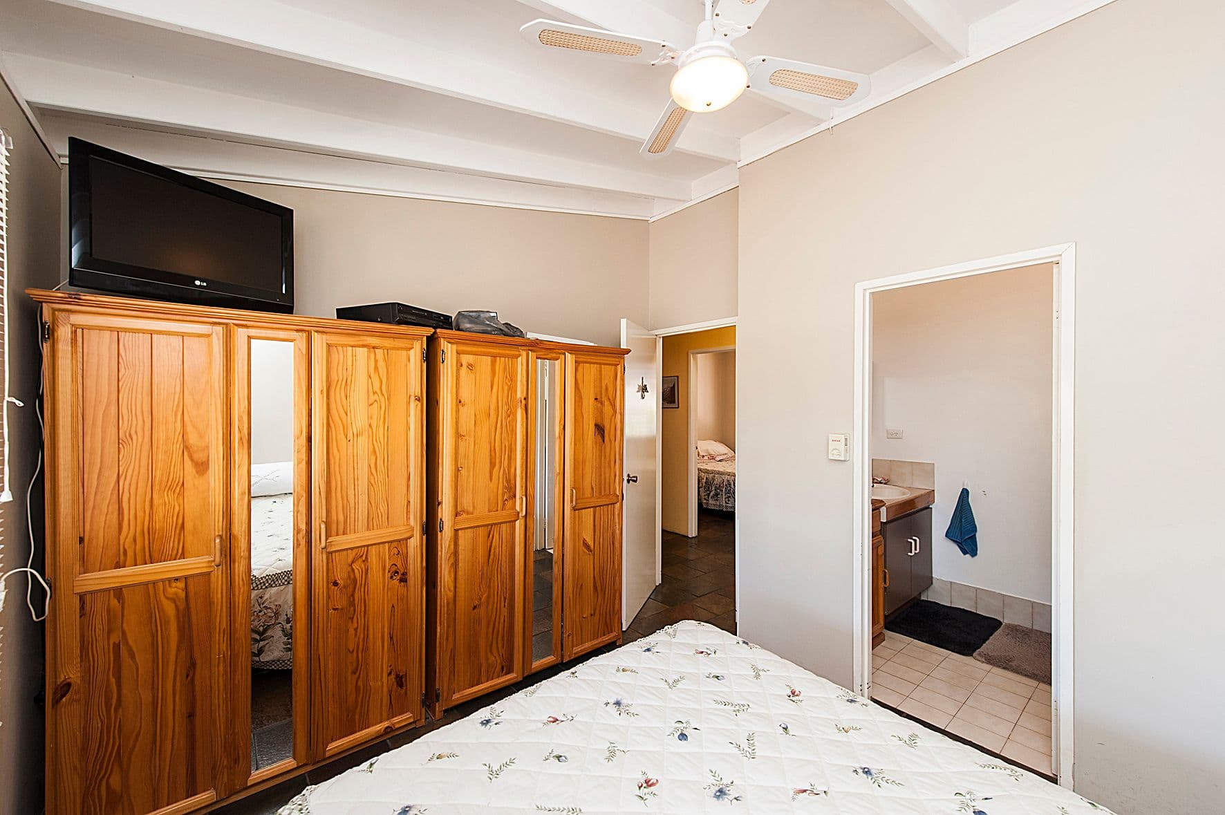 171 Hart Drive, Chittering WA 6084, Chittering - Thumbnail 6