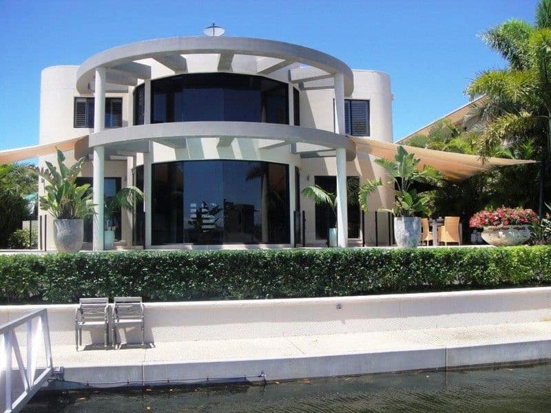 39  King Charles Drive, SOVEREIGN ISLANDS QLD 4216, Sovereign Islands - Thumbnail 2