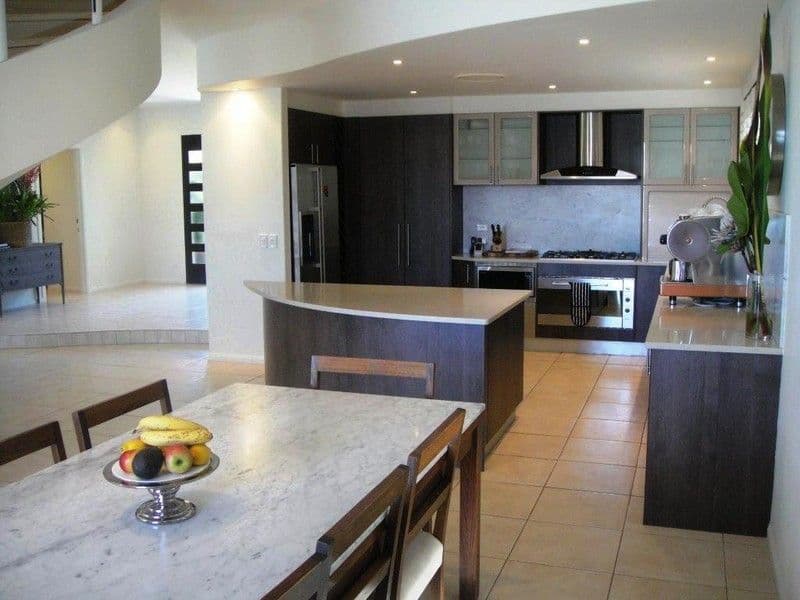 39  King Charles Drive, SOVEREIGN ISLANDS QLD 4216, Sovereign Islands - Thumbnail 7