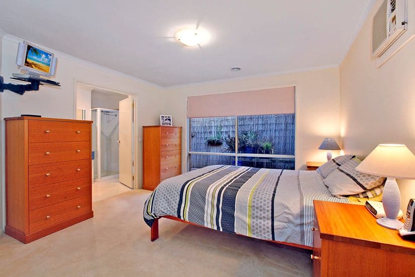 8 Anvil Court, SOUTH MORANG VIC 3752, South Morang - Thumbnail 3