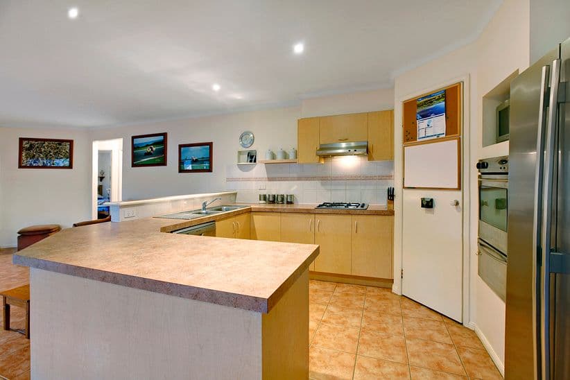 8 Anvil Court, SOUTH MORANG VIC 3752, South Morang - Thumbnail 8