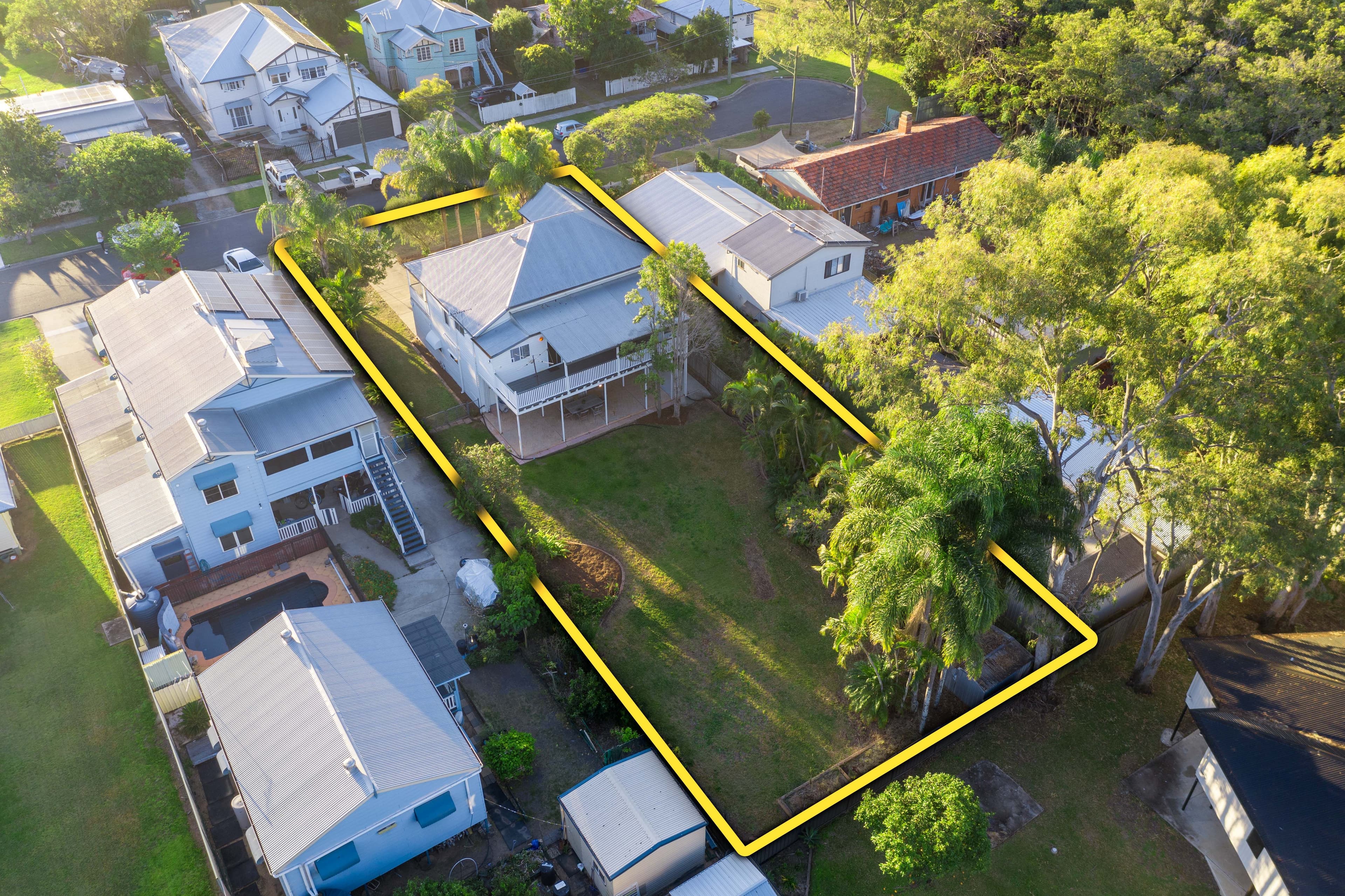 12 Henderson Road, Deagon QLD 4017, Deagon - Thumbnail 3