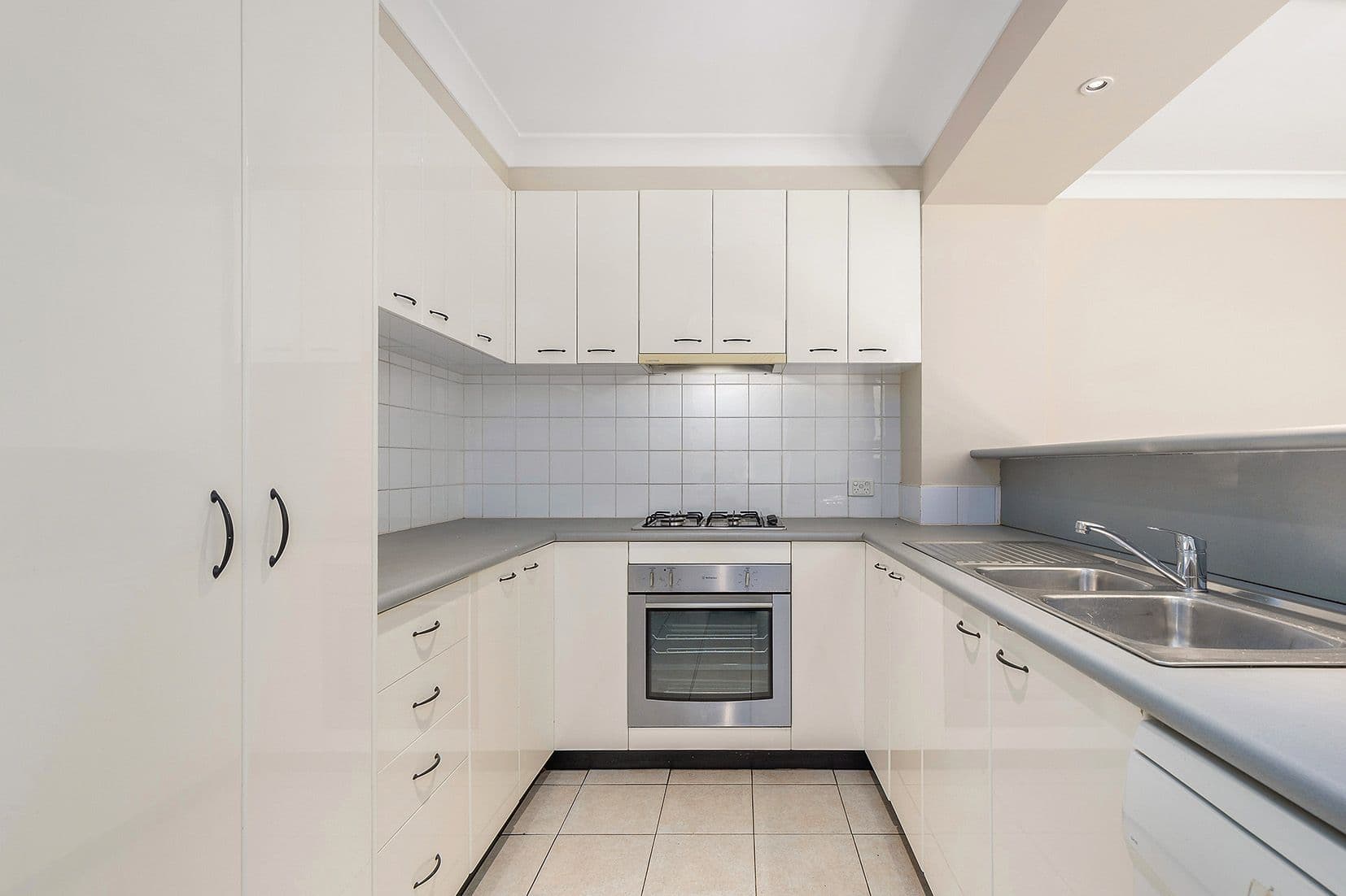 24 Ridge Street, North Sydney NSW 2060, North Sydney - Thumbnail 4