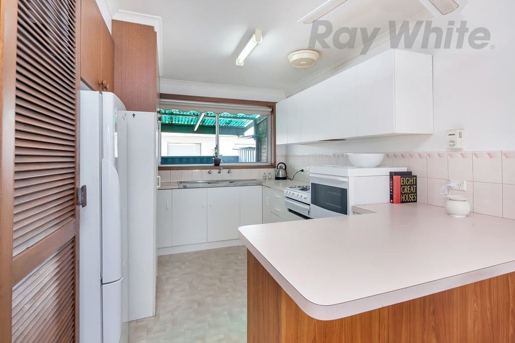 1048 Howitt Street, Wendouree VIC 3355, Wendouree - Thumbnail 4