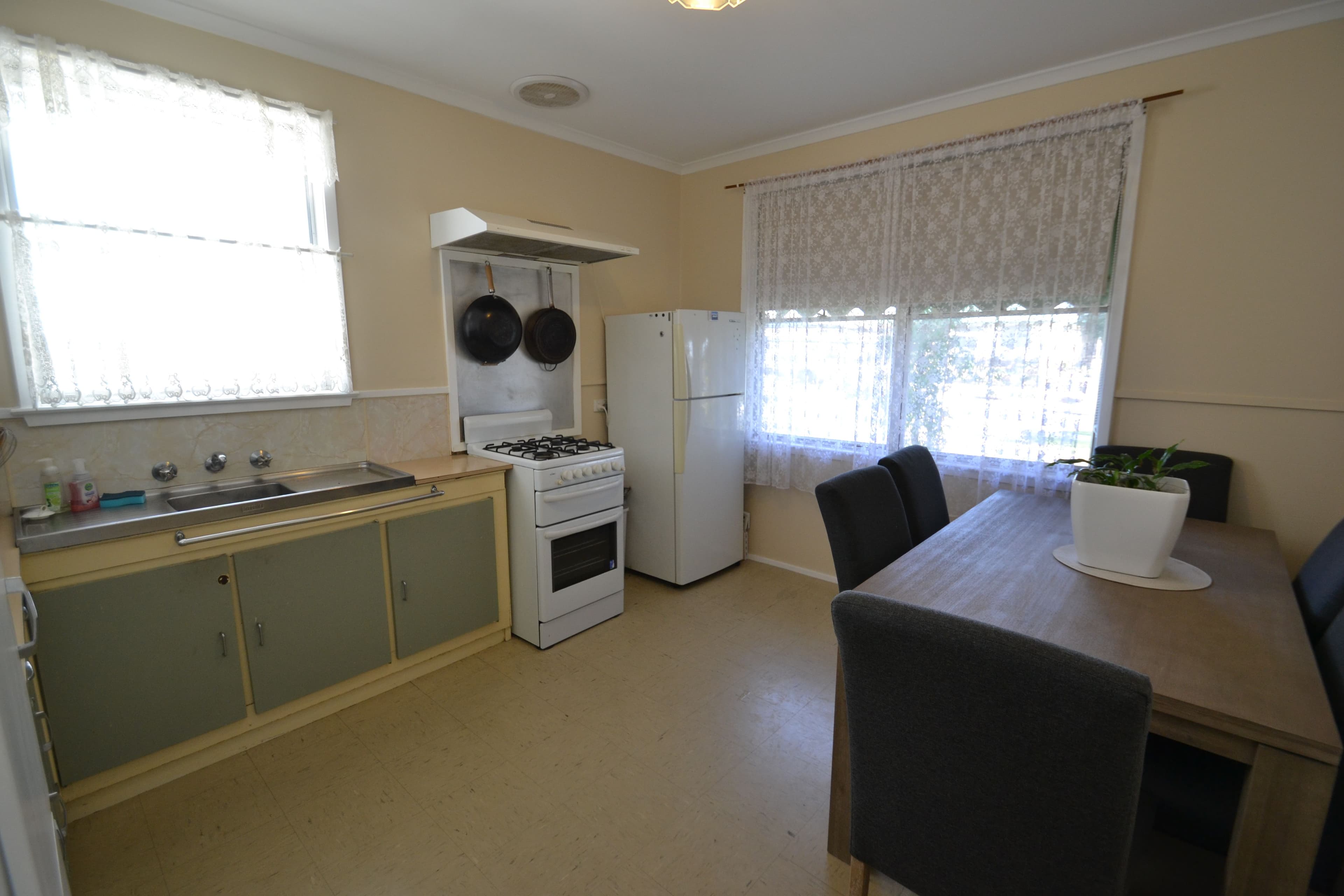 20 McCormack Crescent, Seymour VIC 3660, Seymour - Thumbnail 3