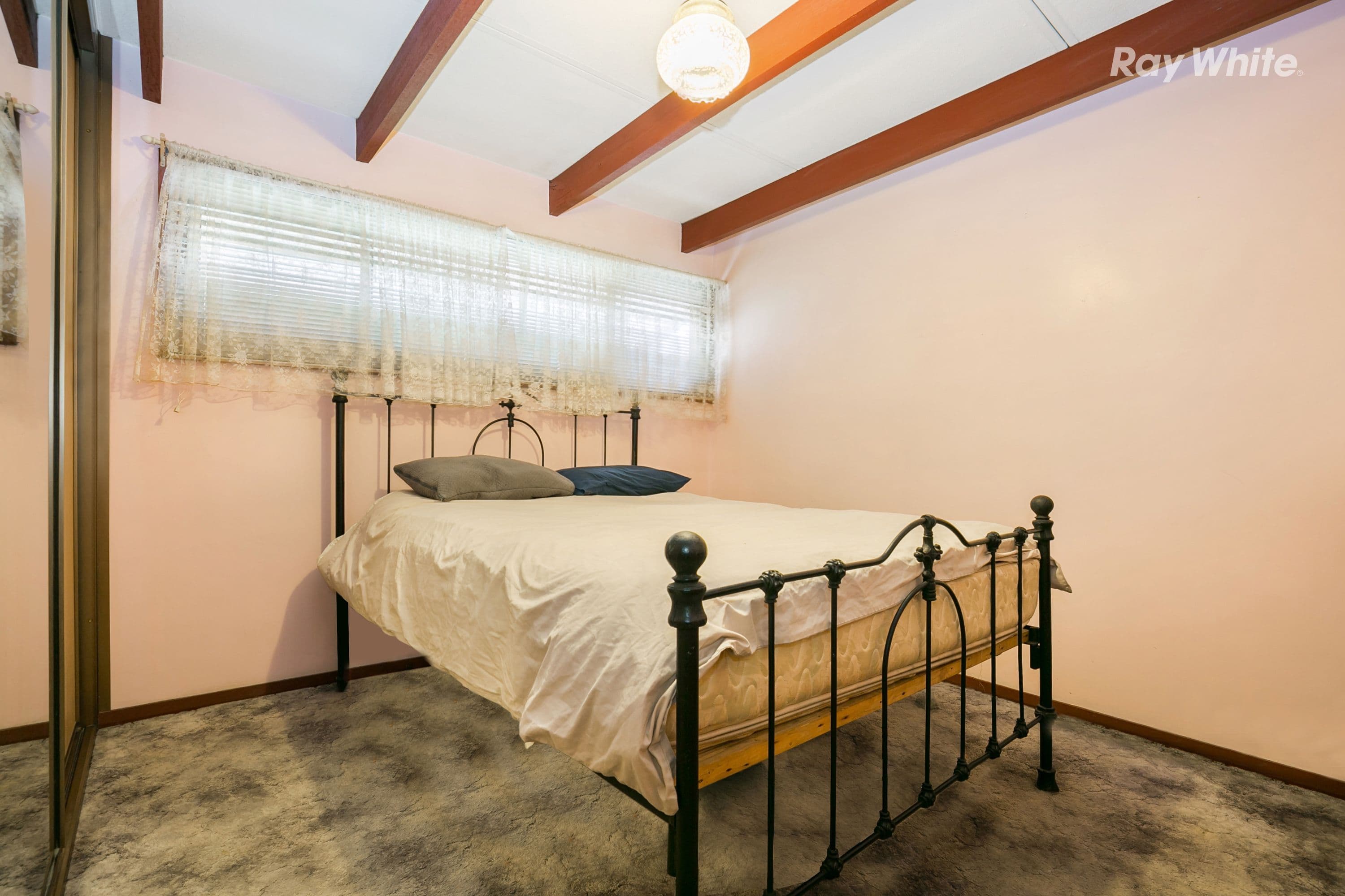 26 Moonah Avenue, Saratoga - Thumbnail 6