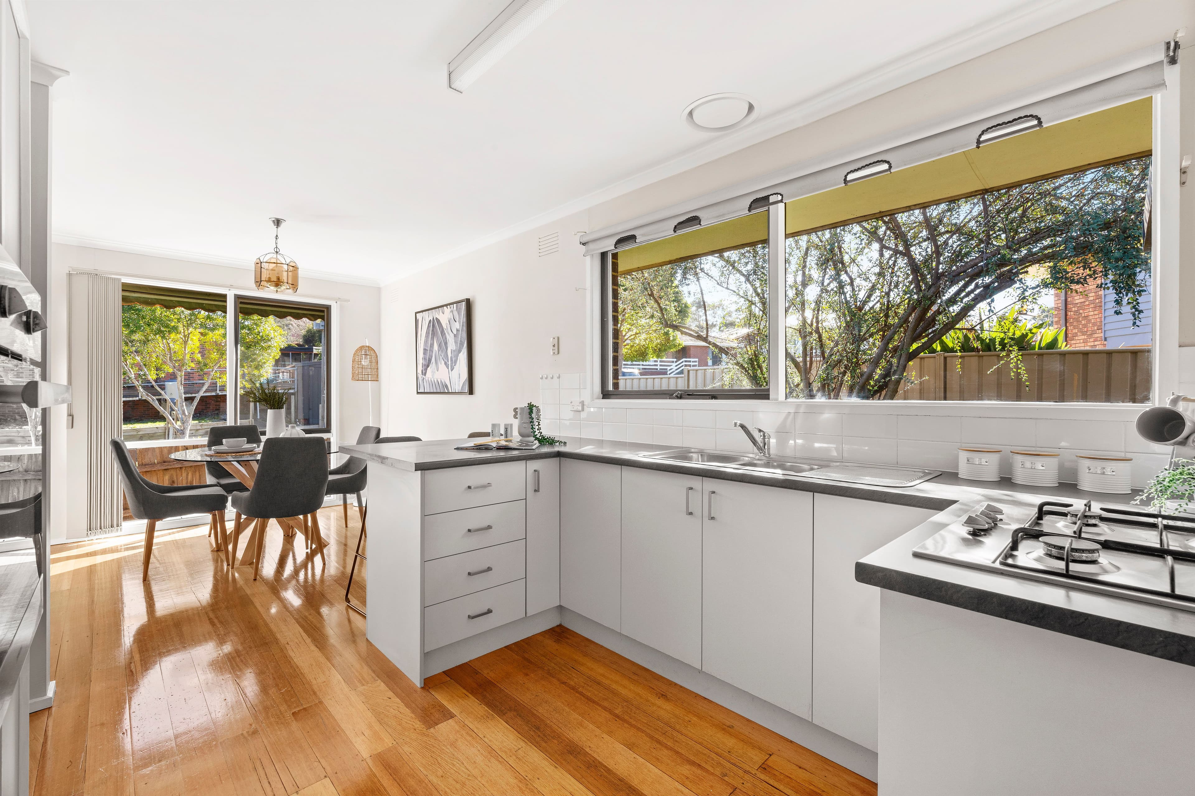 14 Hibiscus Avenue, Bundoora VIC 3083, Bundoora - Thumbnail 2