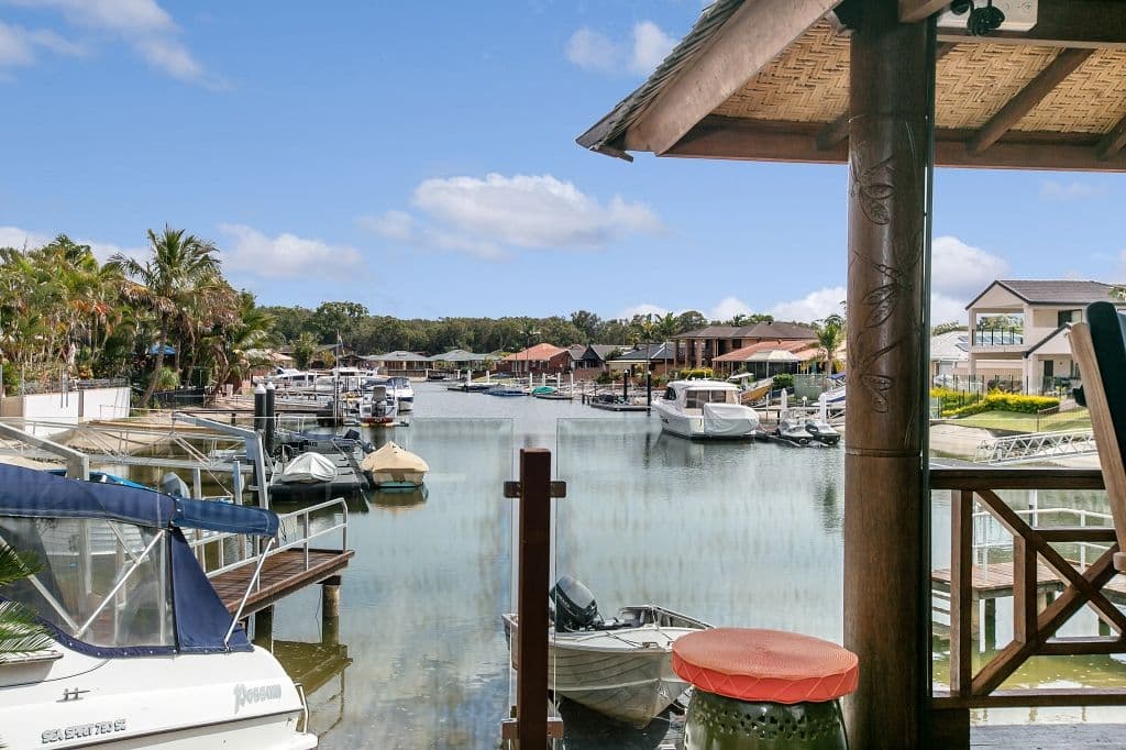 27 Walter Raleigh Crescent, Hollywell QLD 4216, Hollywell - Thumbnail 2