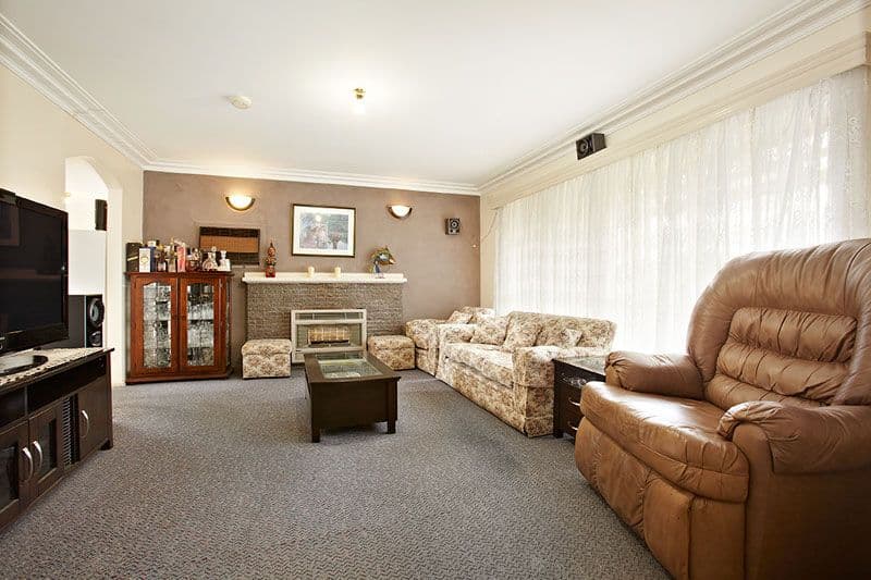 5 Hurley Street, RESERVOIR VIC 3073, Reservoir - Thumbnail 2