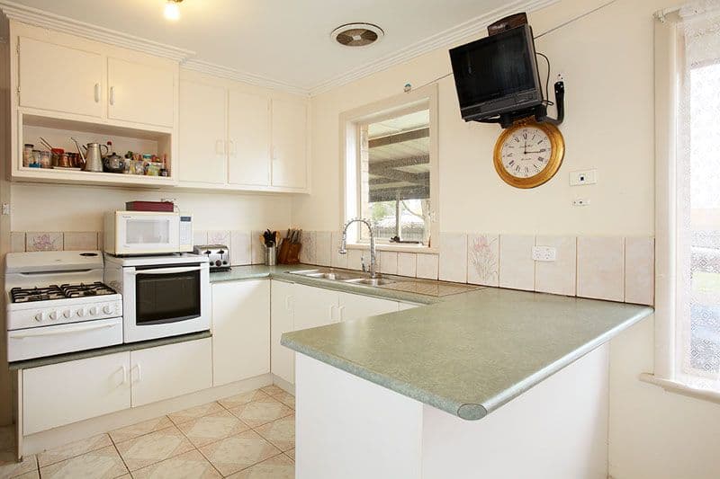 5 Hurley Street, RESERVOIR VIC 3073, Reservoir - Thumbnail 3
