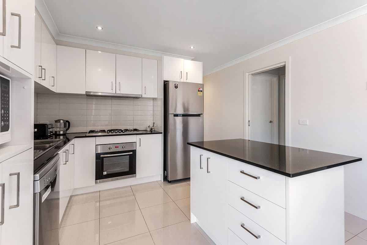 41 Axminster Drive, Craigieburn VIC 3064, Craigieburn - Thumbnail 3