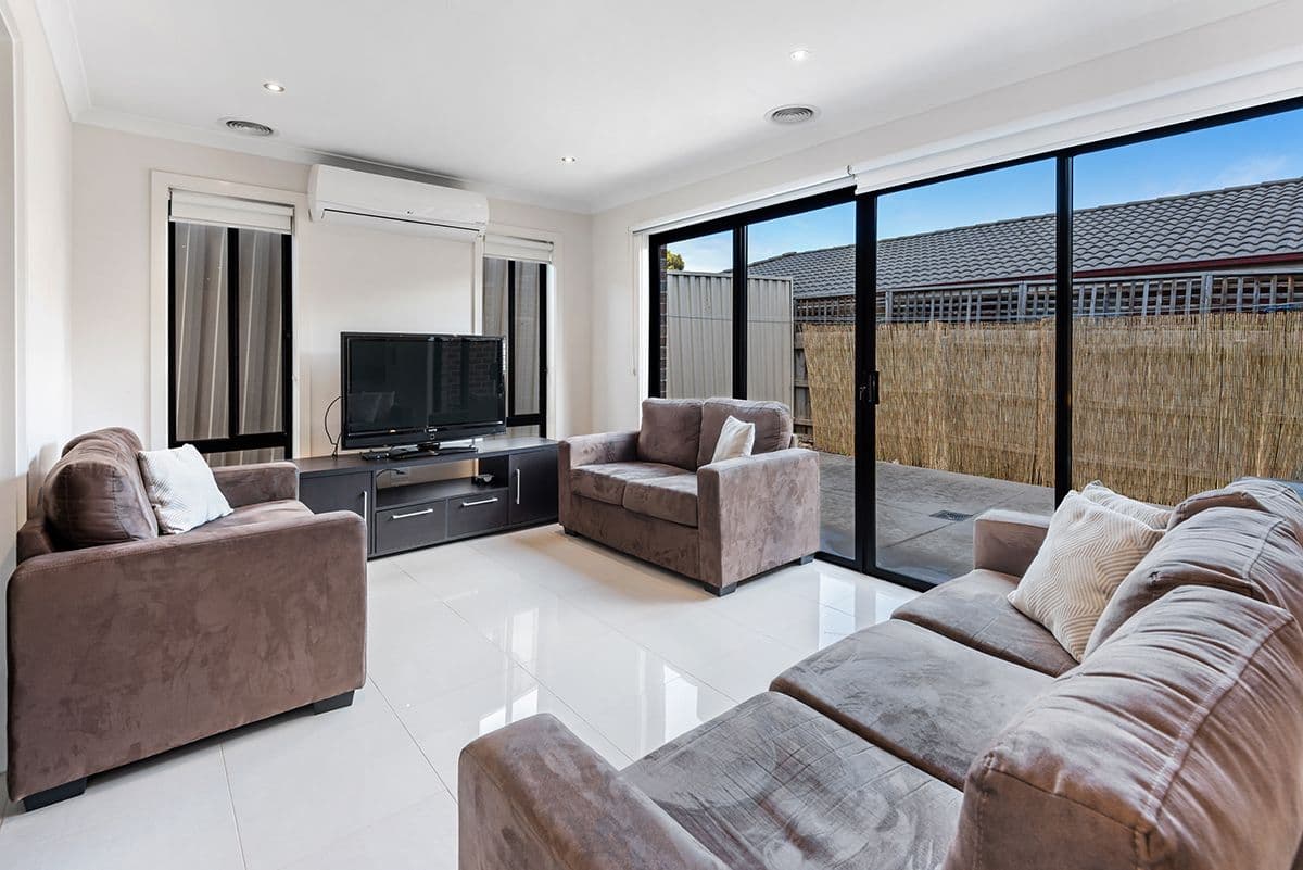 41 Axminster Drive, Craigieburn VIC 3064, Craigieburn - Thumbnail 4